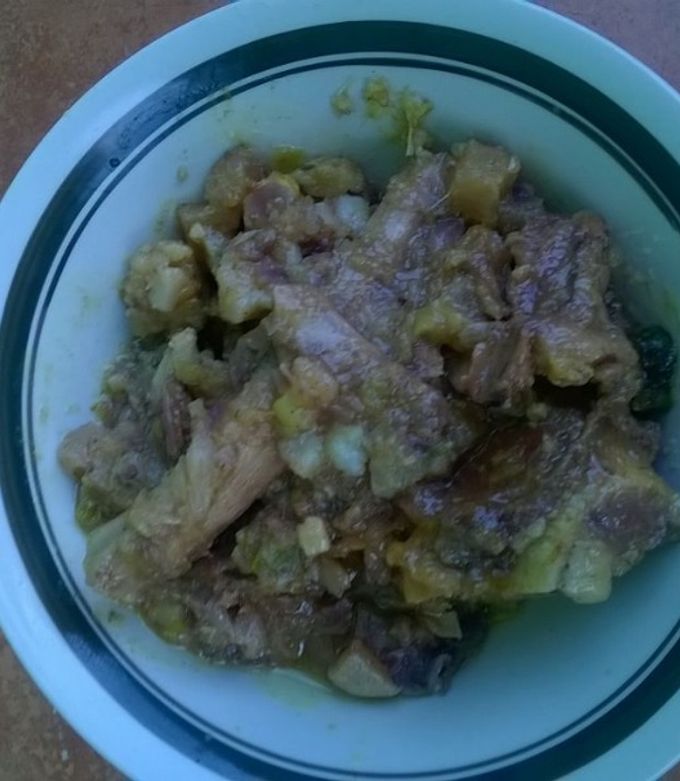 A picture of Bones soup with vegetables.