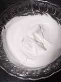 Claras a nieve (merengue)