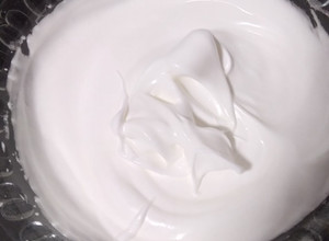 Una foto de Claras a nieve (merengue)