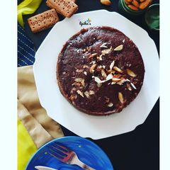 A picture of Bourbon biscuit cake.