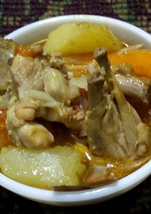 বাঙালি স্টাইল সবজি -মুরগির স্ট‍্যু      (Bangali style Sobji-murgir stew recipe in bengali) রেসিপির প্রধান ছবি