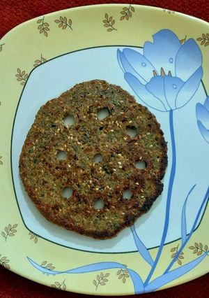 A picture of 🌾 Bajra Methi Thalipeeth (Millet and Fenugreek Flatbread).