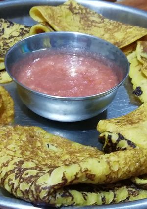 ककड़ी बेसन के चीलें (Kakdi besan ke cheele recipe in hindi) रेसिपी मुख्य फोटो