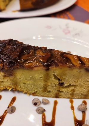 Una foto de Bizcocho de plátano limón y chocolate