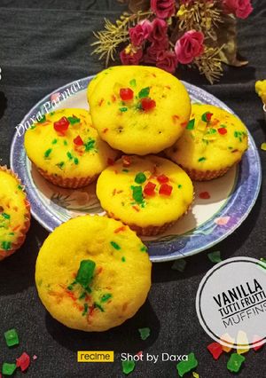 A picture of Vanilla Tutti Frutti Muffins.