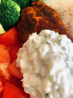 Una foto de Tzatziki