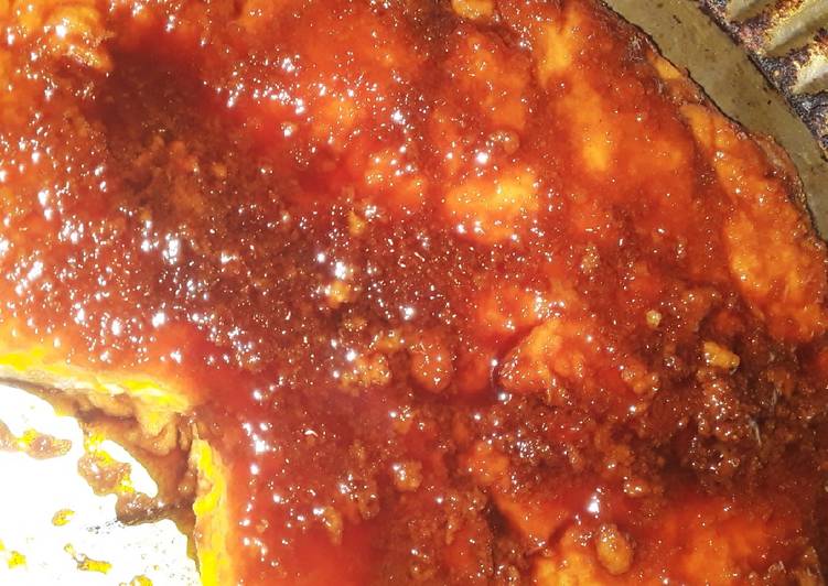 Postre de sémola con leche y caramelo