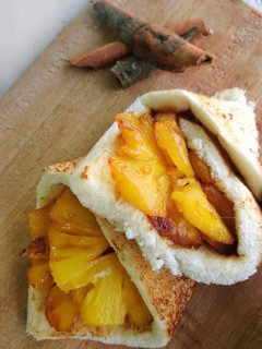 Foto resep Nanas Karamel Toast (Roti Bakar)
