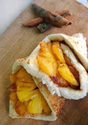 Foto resep Nanas Karamel Toast (Roti Bakar)