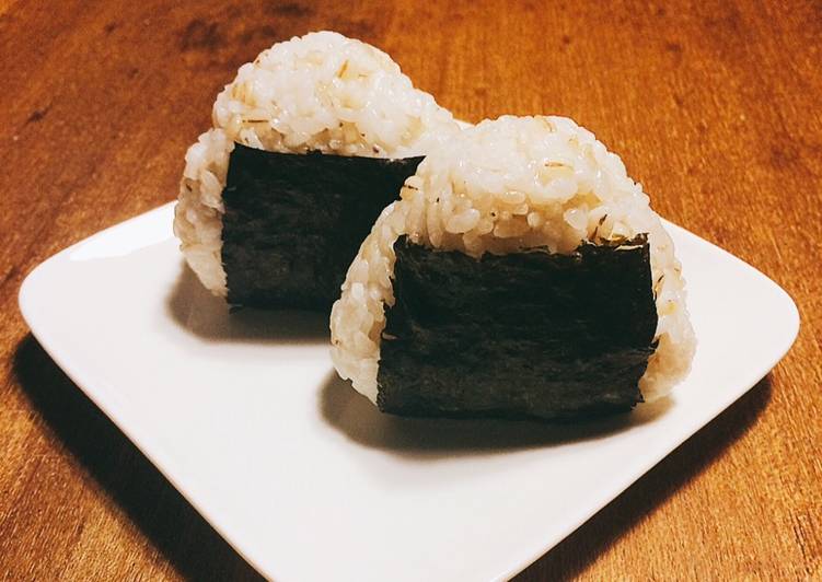 Recipe of Super Quick Homemade Rice Ball (Onigiri)