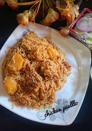 A picture of Chicken pullaooo.