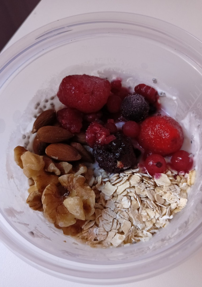 Una foto de Yogur con toppings