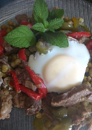 Una foto de Salteado de verduras con carne