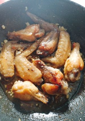 Hình của món Gà chiên mắm.