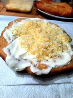 Yoghurtos lángos recept fotója
