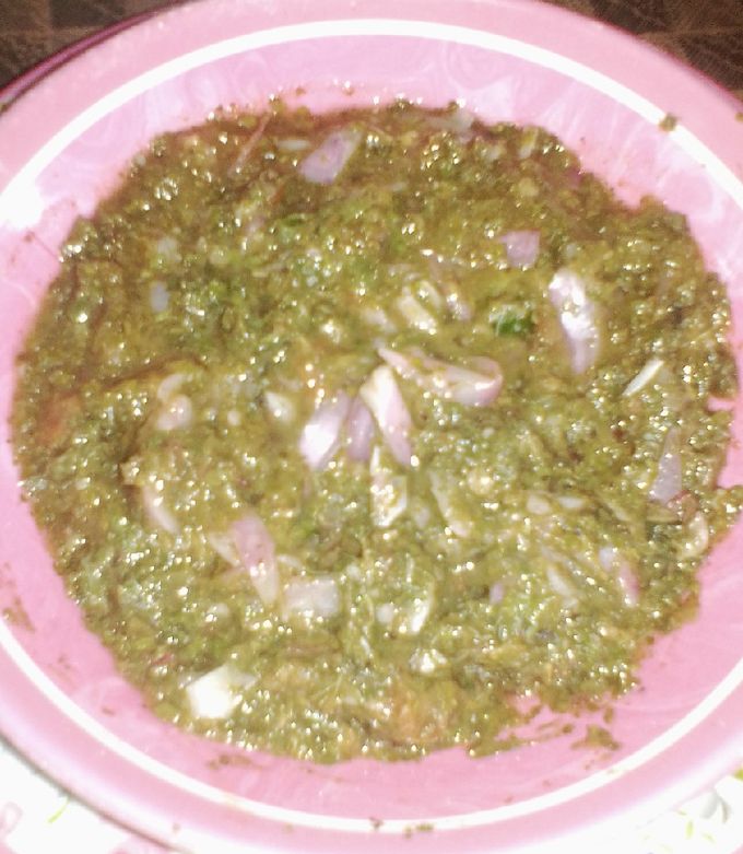 A picture of Sweet & Sour Mint Chutney.