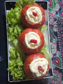 Una foto de Tomate rellenos