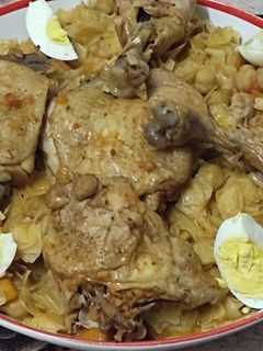 صورة لوصفة تريدة بالدجاج و الخضار 🐔🥕🍅🧅