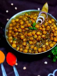 पिंडी छोले (pindi chole recipe in Hindi) रेसिपी मुख्य फोटो