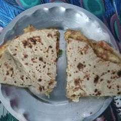 A picture of Roti Omelete.