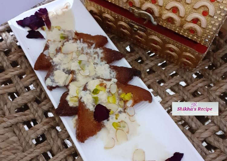 Shahi Tukda with Rabri