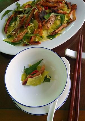 Hình của món Khô cá lóc trộn gỏi cóc, xoài.