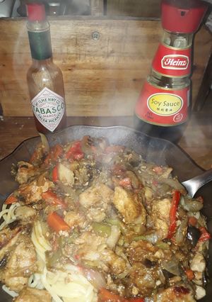 Una foto de Chop suey de cerdo picante