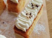 Una foto de ganache de chocolate blanco sin manteca