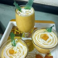 A picture of Mango milkshake.