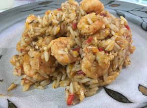 Una foto de Camarones con arroz 🍚 🍤 🍛