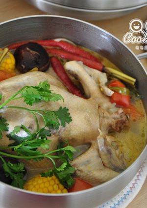 蔬果燉全雞【極緻316蘋果型7層複合金湯鍋】 的食譜成品照片