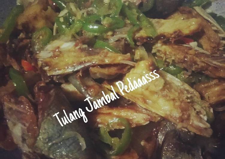 Resep Tulang Jambal Pedas Mantaappss, Enak