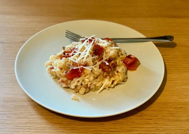 Steps to Prepare Quick Oven baked risotto with bacon and tomatoes