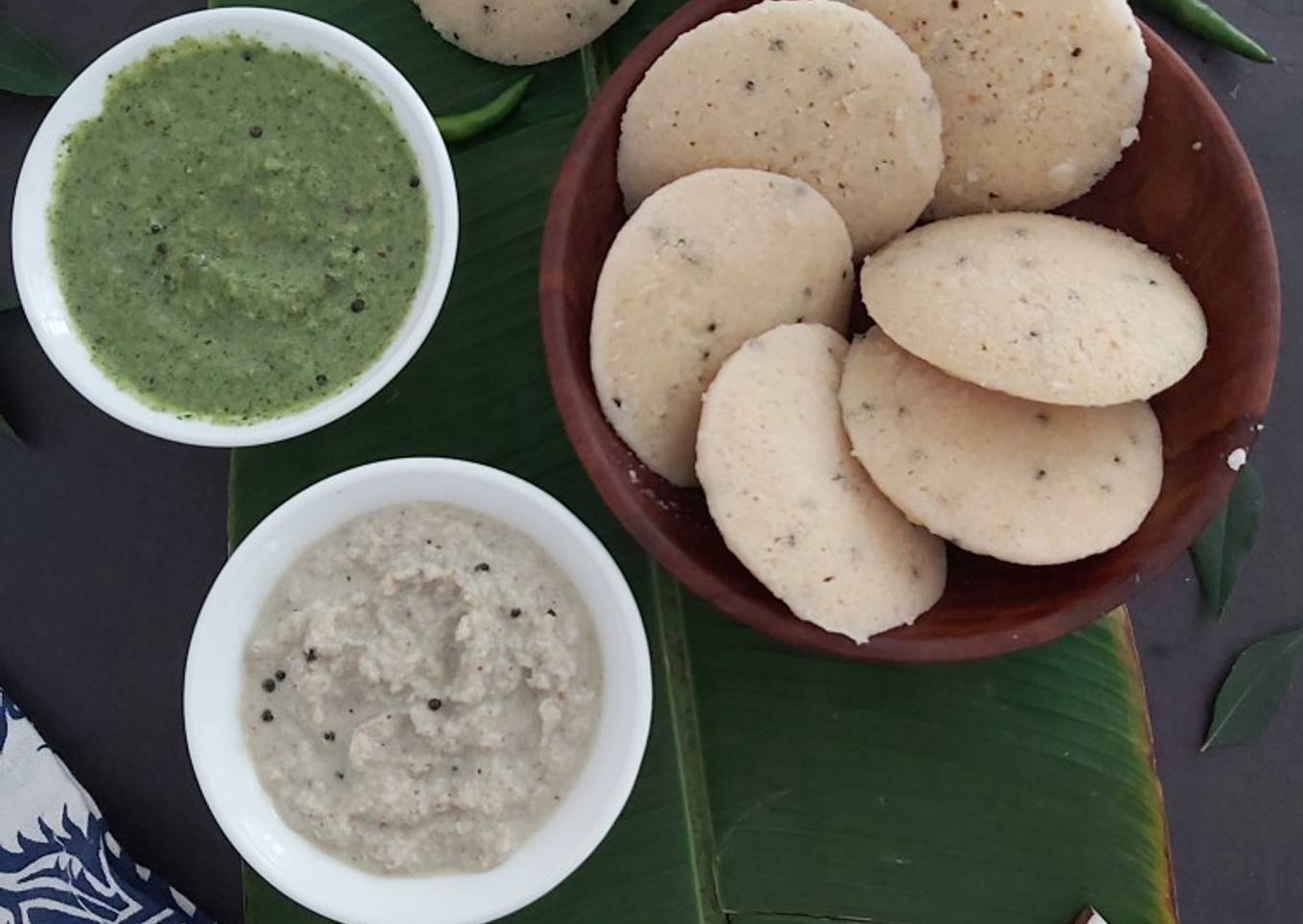 Easiest Way to Prepare Perfect Quinoa Idli ♡ 2 Types Coconut Chutney