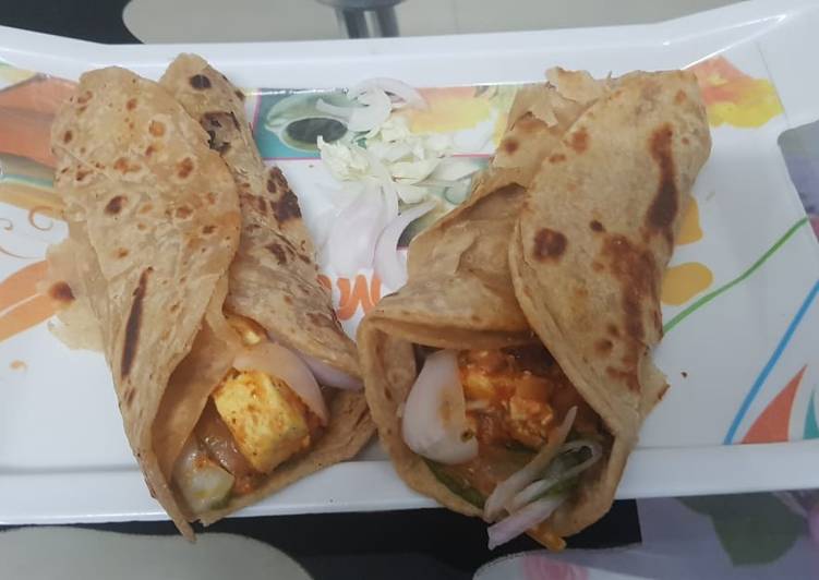 Paneer kathi roll