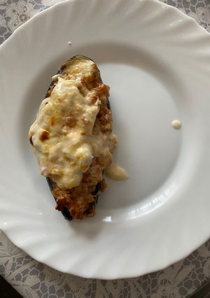 Una foto de Berenjena rellena 🍆