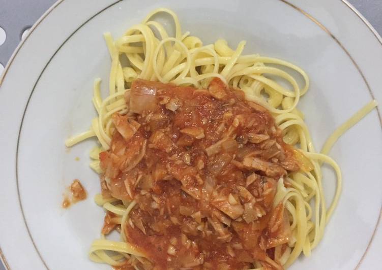 Week 24 GA 3 : Fettucine Tuna Bolognese!