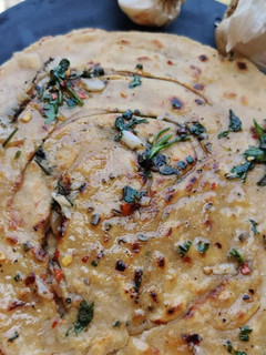 A picture of Wheat flour Lacha paratha.