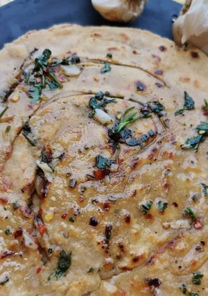 A picture of Wheat flour Lacha paratha.