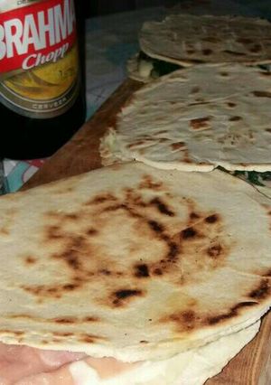 Una foto de Pan en plancha o Piada