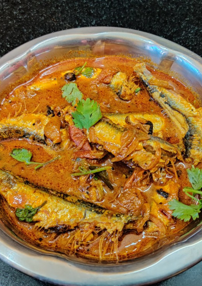 நாகர்கோவில் ஸ்பெஷல் மத்தி மீன் குழம்பு செய்முறை முக்கிய புகைப்படம்