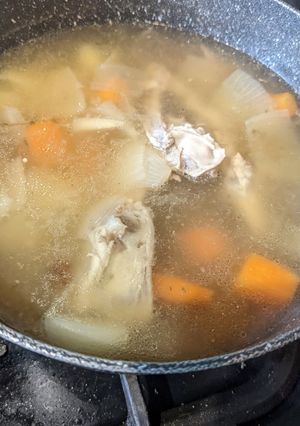 A picture of Chicken bone carcass broth.