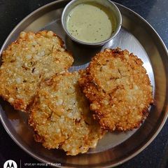 A picture of Saboodana vada.