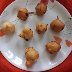 A picture of Cheese pakoda.