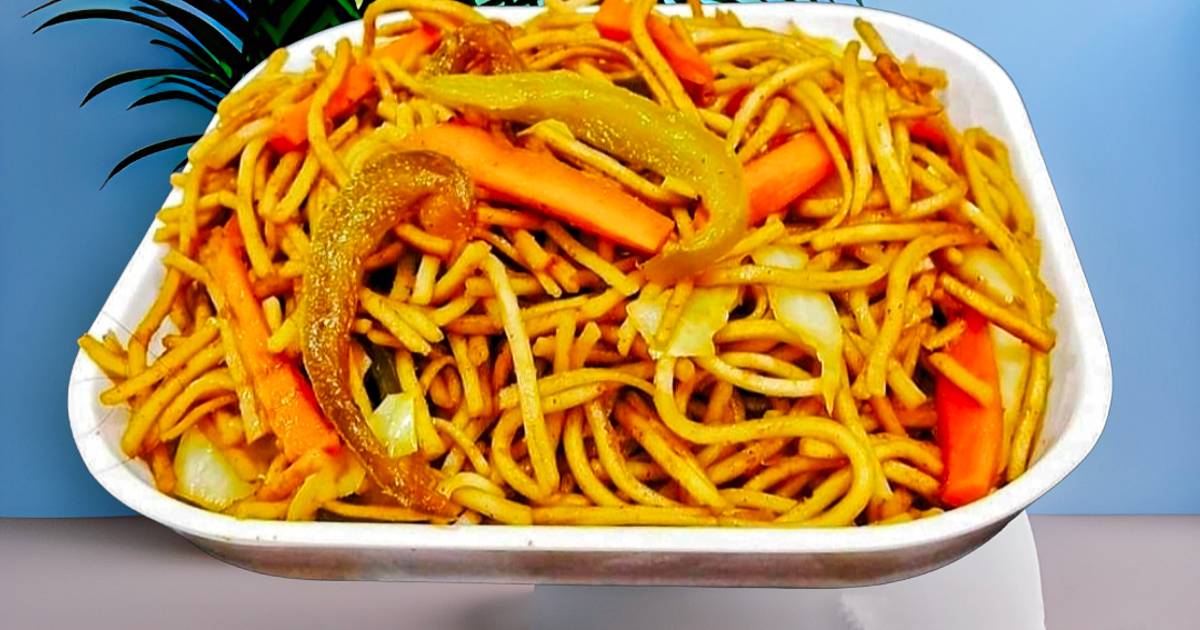 Veg Hakka Noodles Recipe By Juhi Sewani 💕 Cookpad