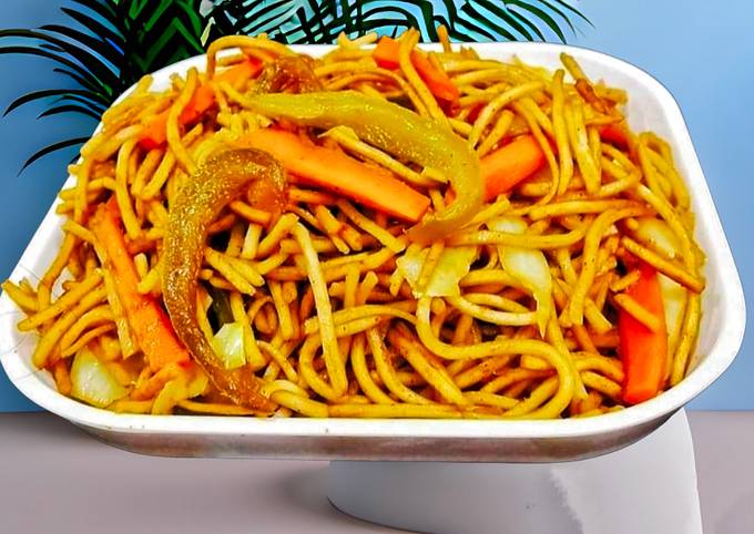 Veg Hakka Noodles Recipe By Juhi Sewani 💕 Cookpad