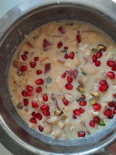 ફ્રુટ સલાડ (Fruit Salad Recipe In Gujarati) રેસીપી મુખ્ય ફોટો