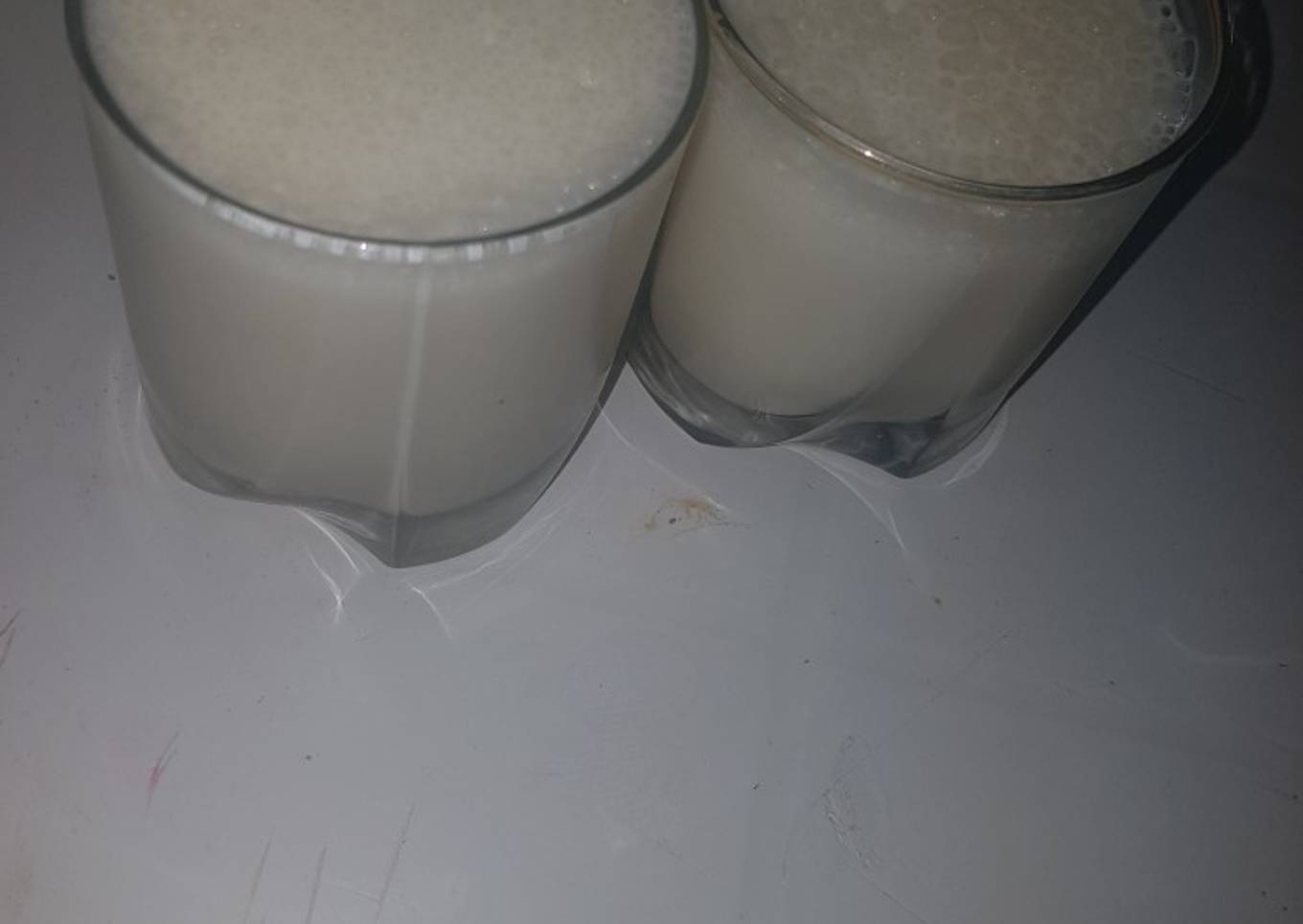 Banana milkshake