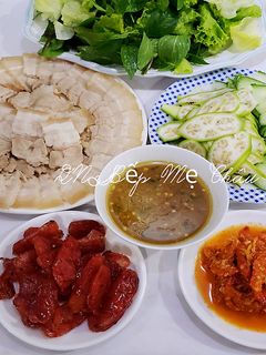 Hình của món Cuốn bánh tráng thịt luộc, tôm chua.