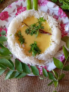 પંજાબી કઢી (Punjabi Kadhi Recipe In Gujarati) રેસીપી મુખ્ય ફોટો